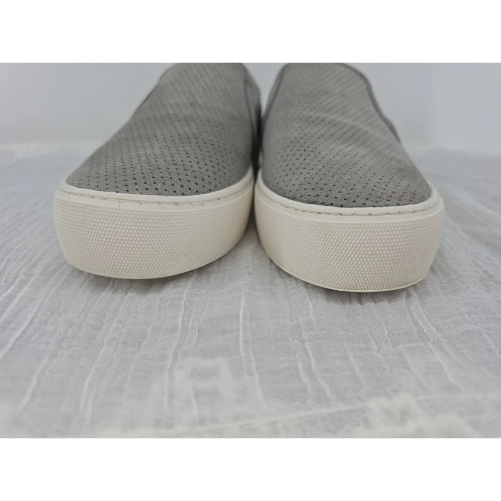 Women's UGG Abies Gray Suede Slip-On Sneakers Size 8 EU 39 Comfort Shoes Flats